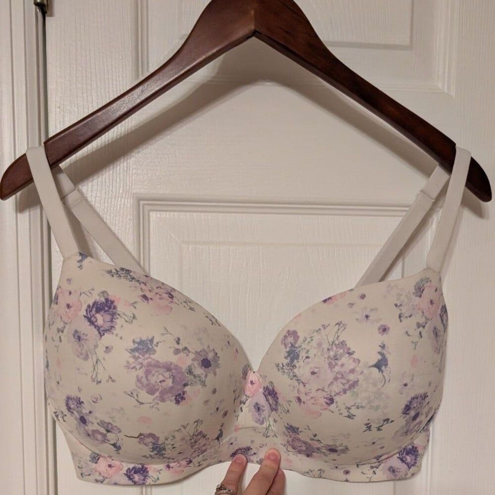 Victoria's Secret Floral Print Wireless Push-Up Bra 38DDD